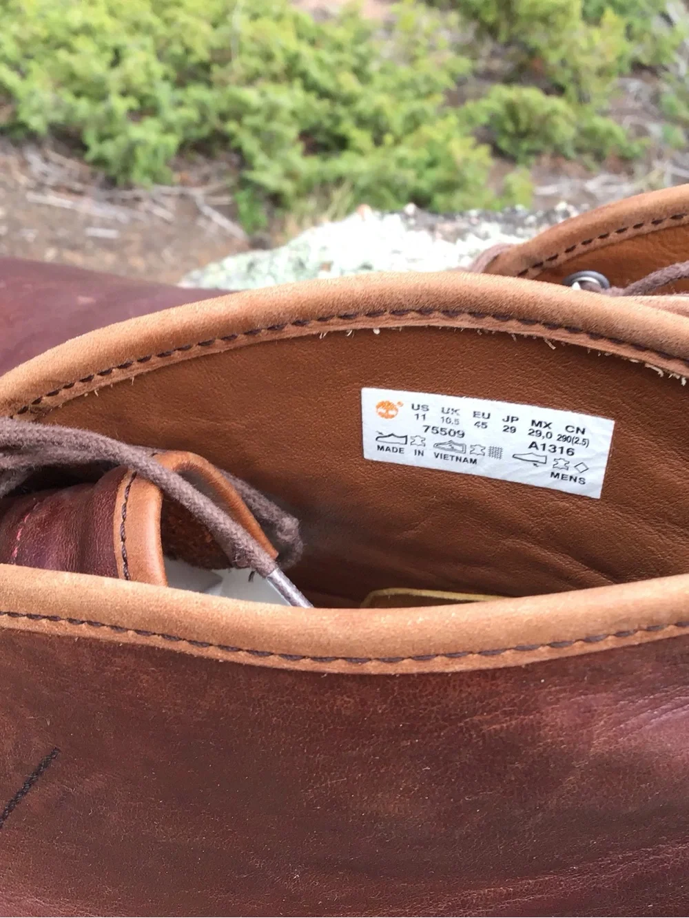 Timberland Boot Company Chukka Brown Leather Boots Men’s Size 11 Heritage Style
